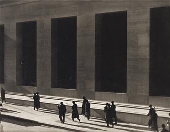 PAUL STRAND (1890-1976) Wall Street, New York. 1915; printed 1984.                                                                               